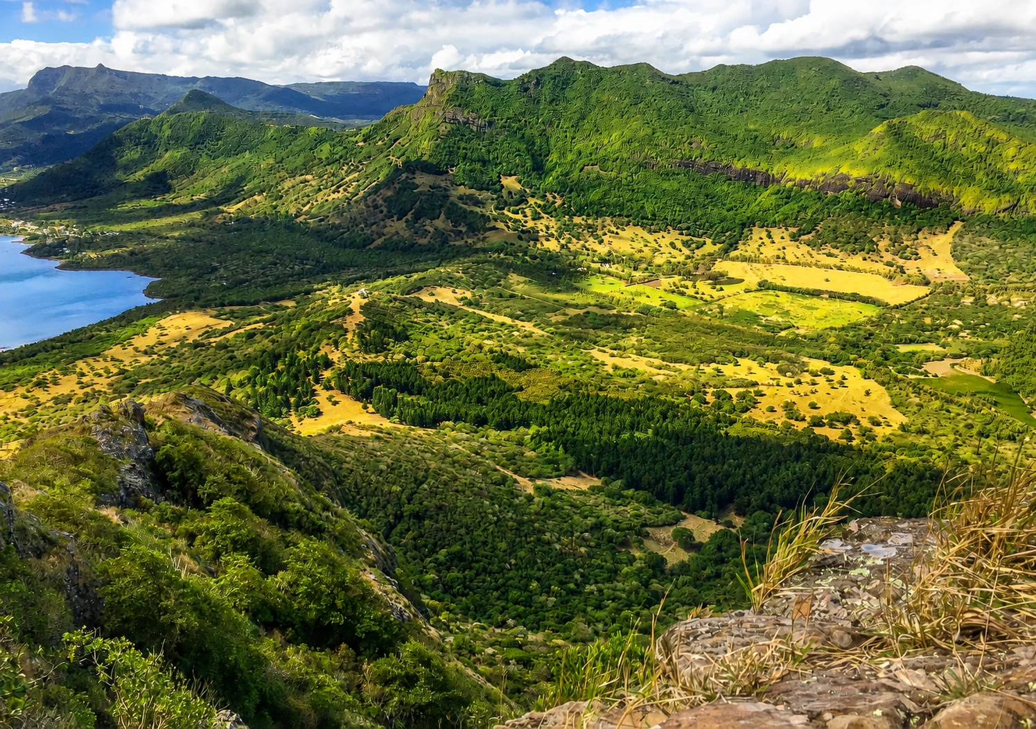 View along the south coast of Mauritius