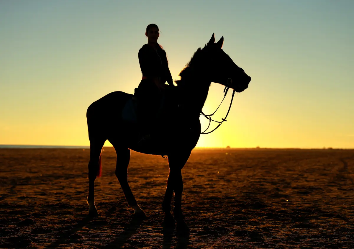 Sunset horse ride on Riambel beach